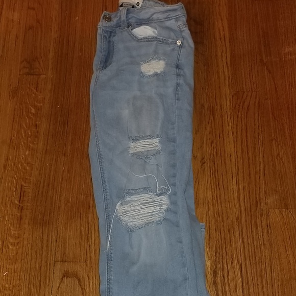 Jeans - Picture 2 of 2